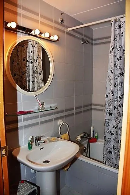דירה אמפוריבראבה Apartamento Vista Mar Miami 6